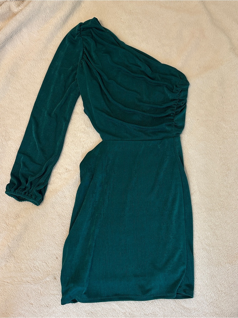 One-Shoulder Emerald Green Dress